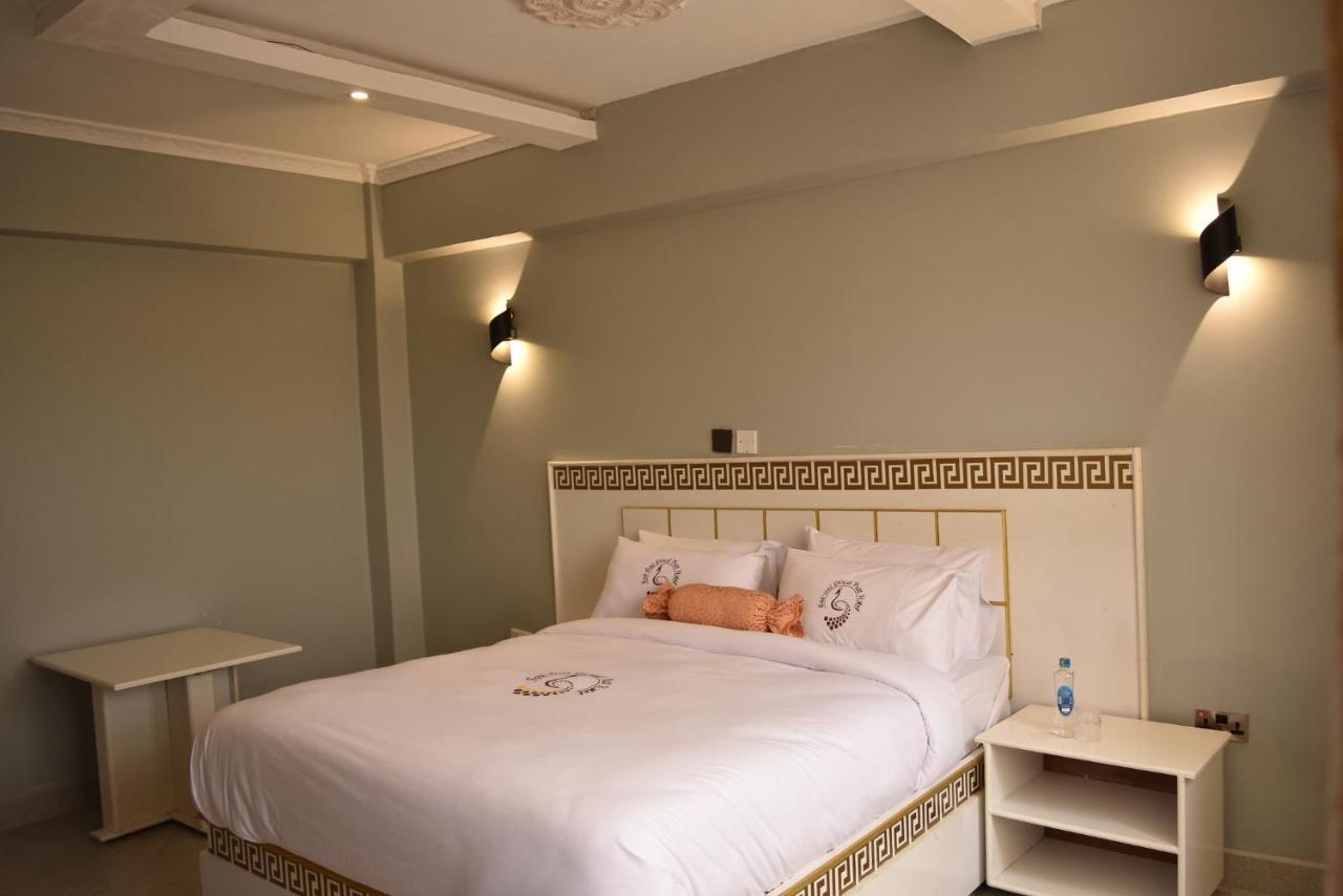 Good Putt Hotel Nakuru Zewnętrze zdjęcie