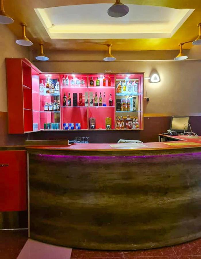 Good Putt Hotel Nakuru Zewnętrze zdjęcie