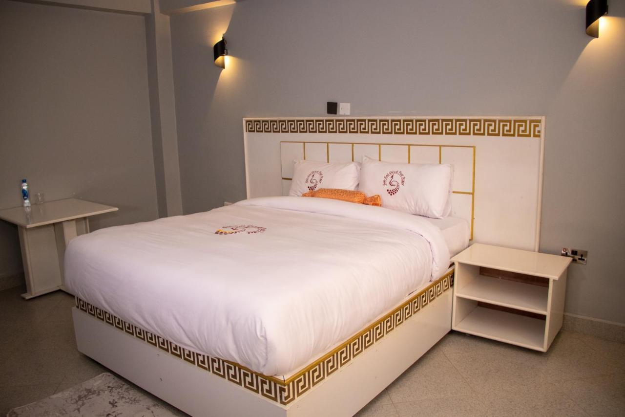 Good Putt Hotel Nakuru Zewnętrze zdjęcie